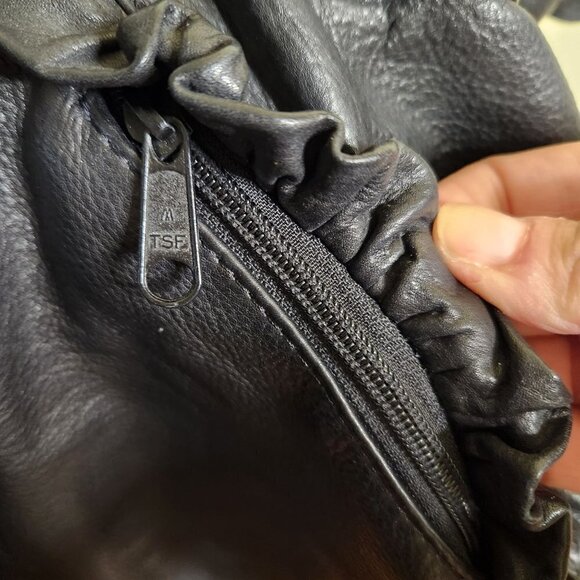 Large Black Pebbled Leather Ruffled Shoulder Bag - Picture 5 of 7